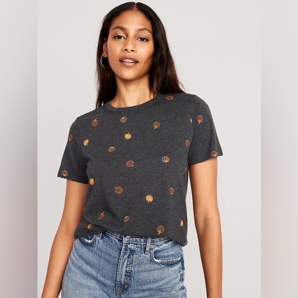 Old Navy Women’s Everywear Pumpkin Graphic Tee Large
